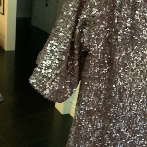 An. Taylor knee length party dress - Picture 3 of 4